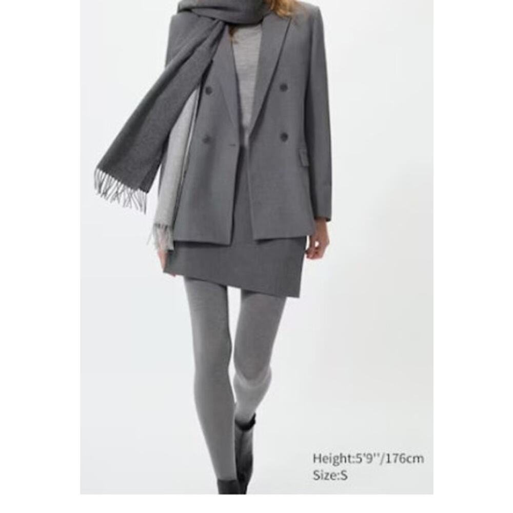NEW NWT  HeatTech Women's Extra Warm Pile Lined Footed Tights Grey Medium Lot‎